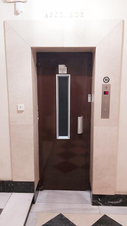 マドリードApartamento En Retiroアパートメント エクステリア 写真